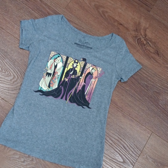 DISNEY VILLAINS CAP SLEEVE tshirt.   #5266 - Picture 2 of 6